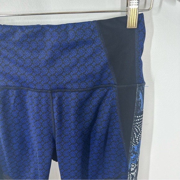Athleta Lotus Precision Athletic Leggings Blue Color Block Size Small - Picture 3 of 9